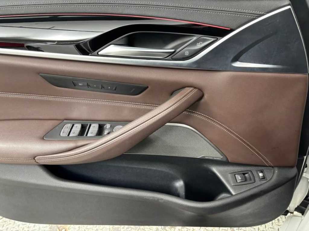 BMW 5 Series 2022 Blanco - Importación desde Corea - HF Imports Iquique - Foto 14