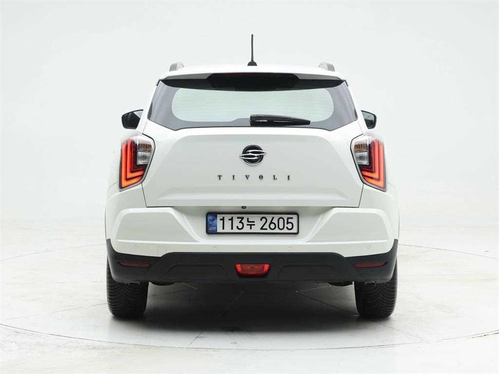 Ssangyong Tivoli - Vista 5