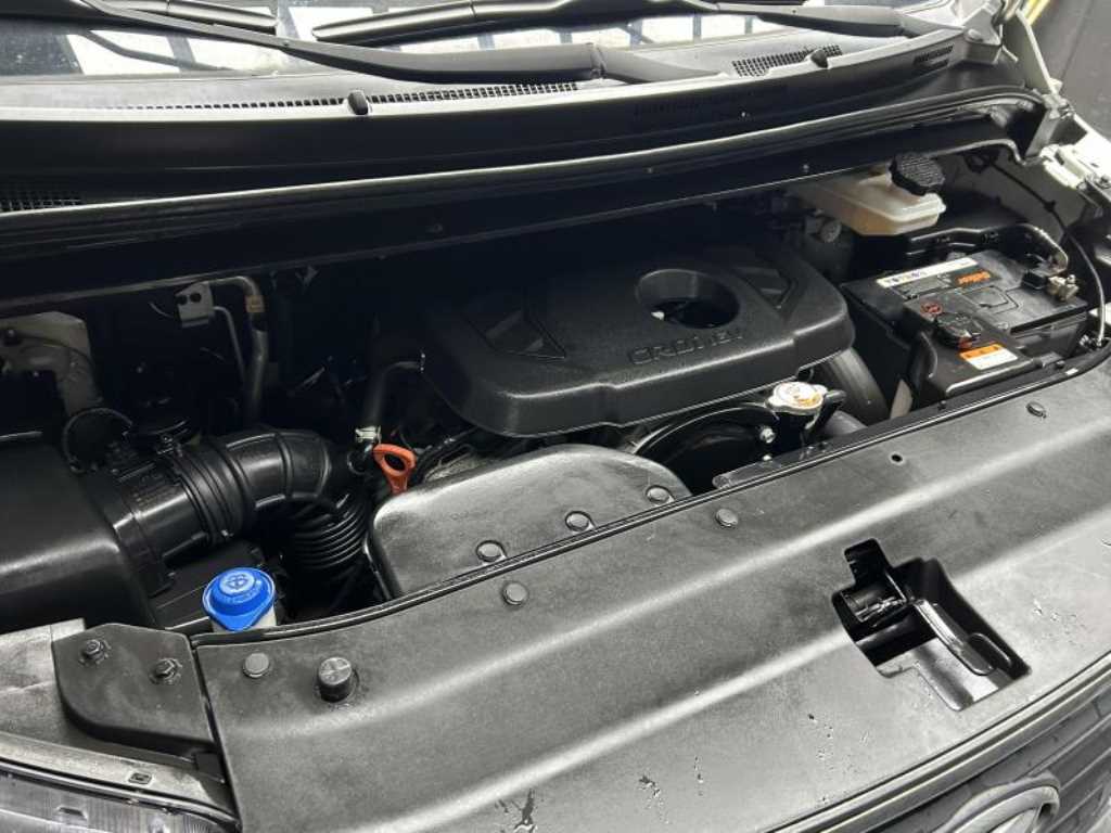 HYUNDAI Starex 2021 Blanco - Importación desde Corea - HF Imports Iquique - Foto 15