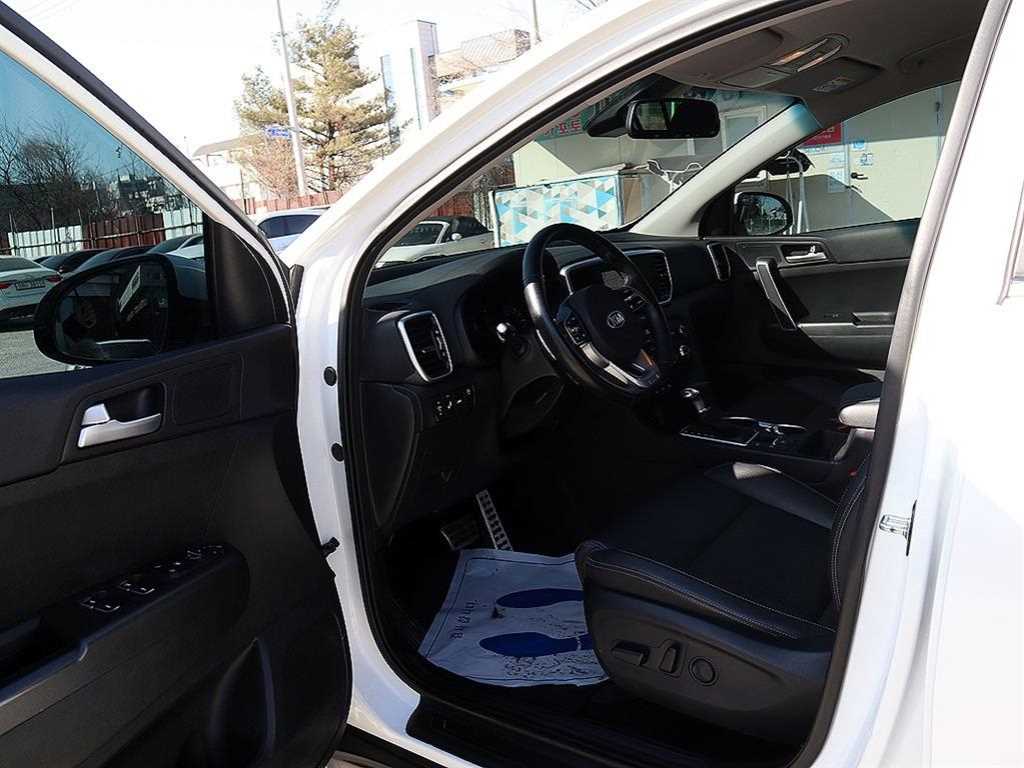 KIA Sportage - Vista 6