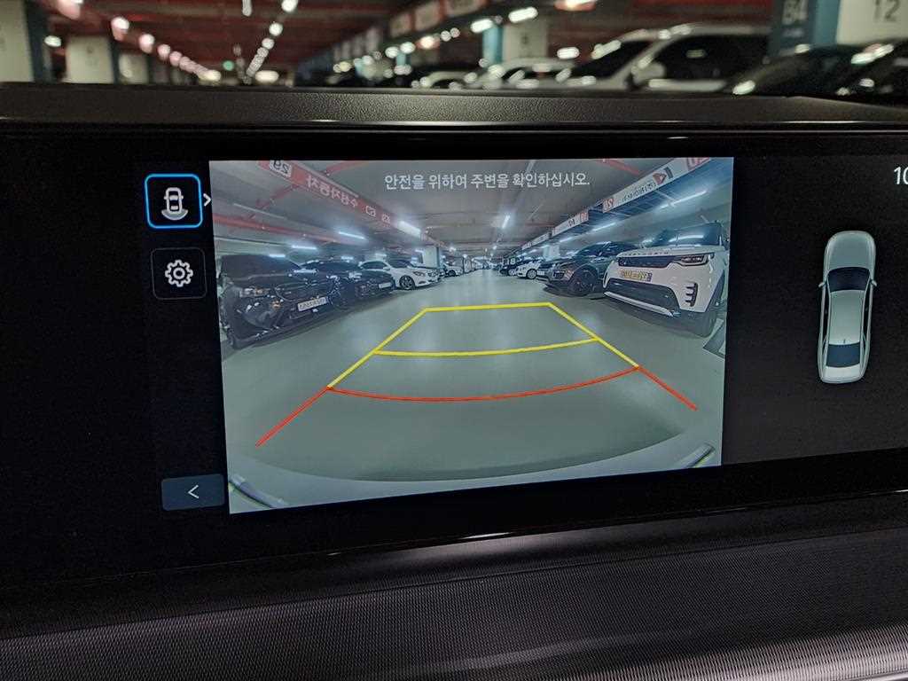 HYUNDAI Grandeur - Vista 11