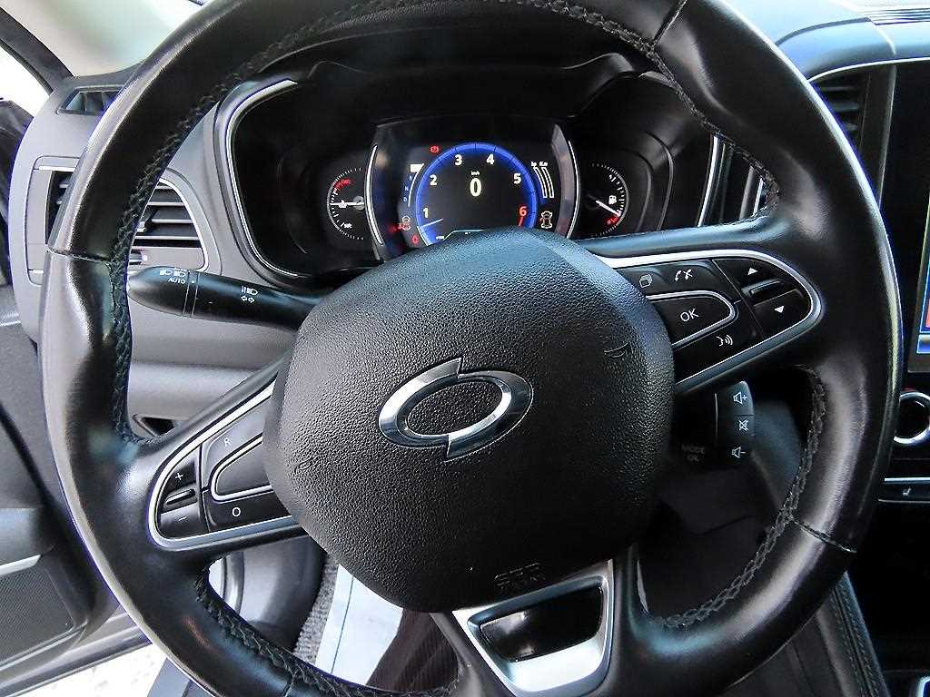 SAMSUNG QM6 - Vista 8