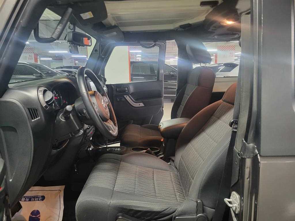 Jeep Wrangler - Vista 10