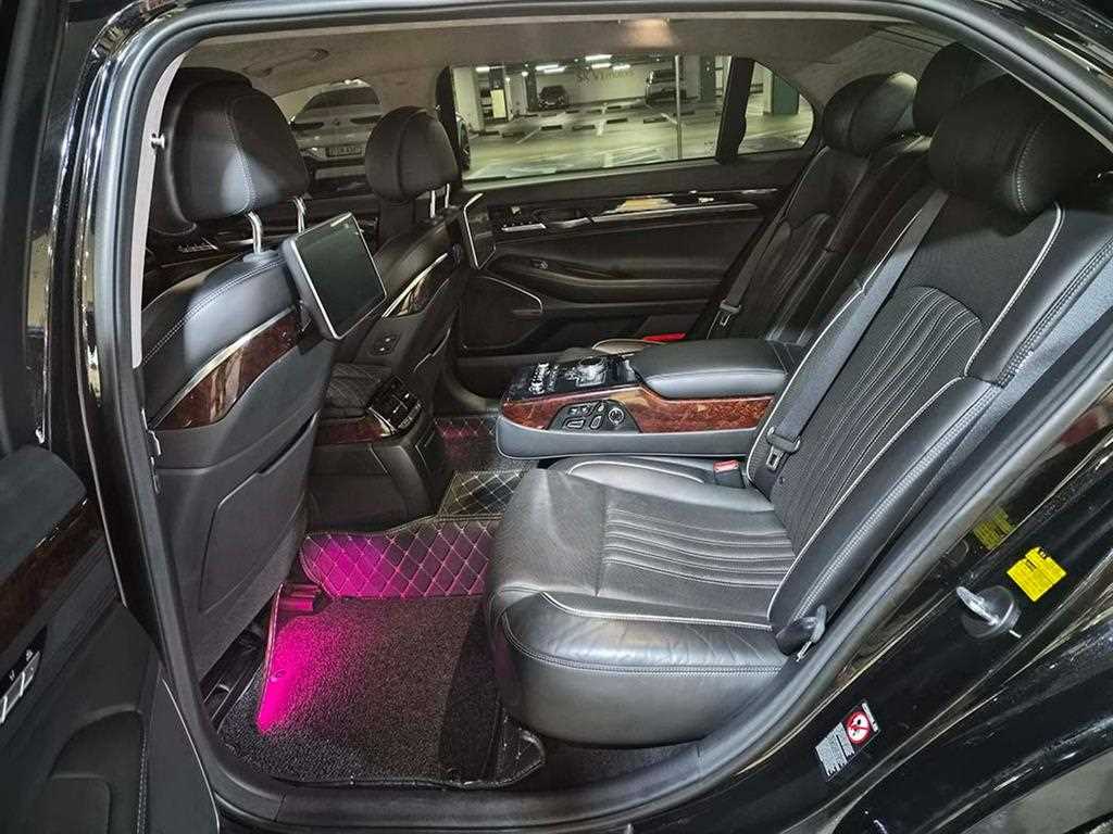 Genesis EQ900 - Vista 7