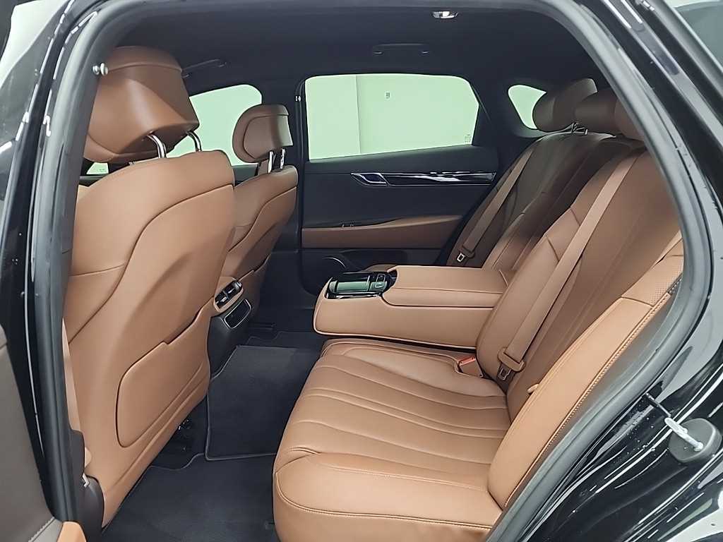 Genesis G80 - Vista 12