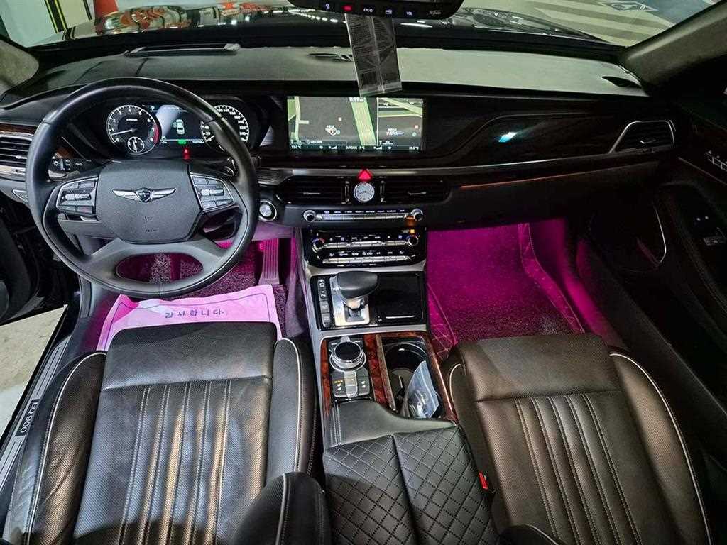 Genesis EQ900 - Vista 8