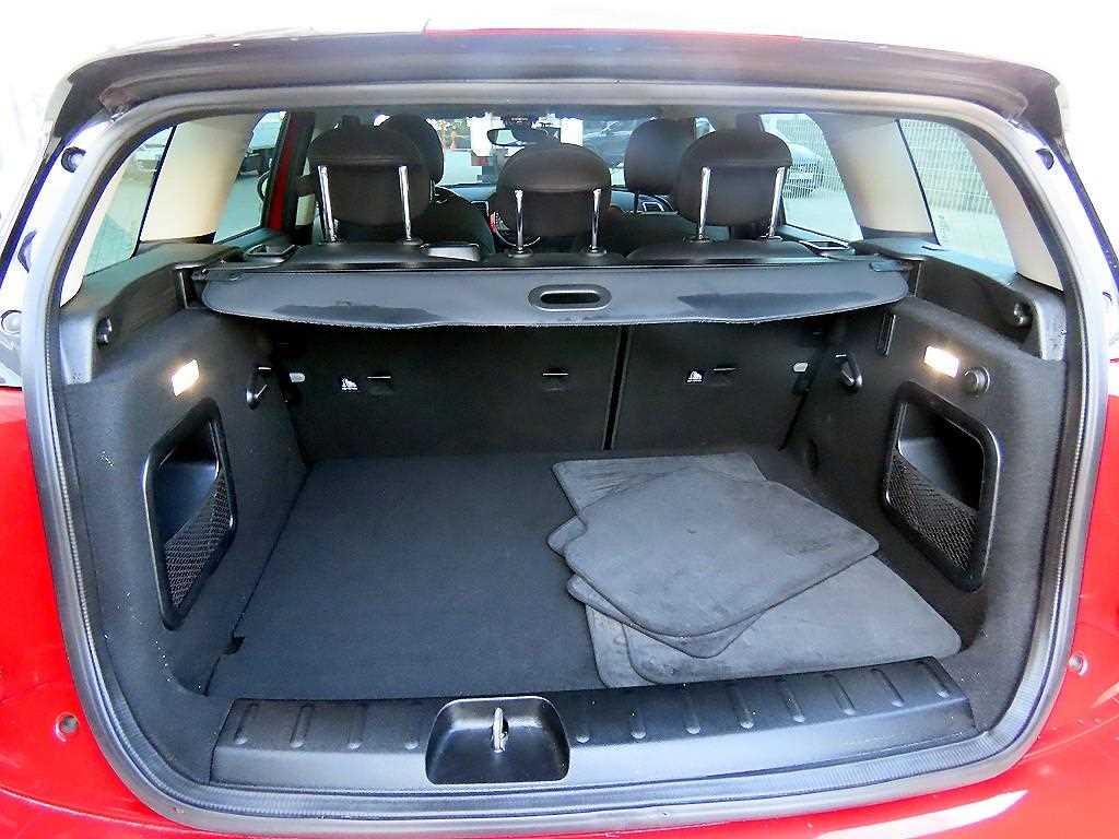 Mini Clubman 2023 Rojo - Importación desde Corea - HF Imports Iquique - Foto 18