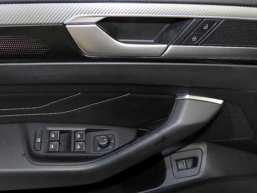 Volkswagen Arteon 2022 Gris - Importación desde Corea - HF Imports Iquique - Foto 13