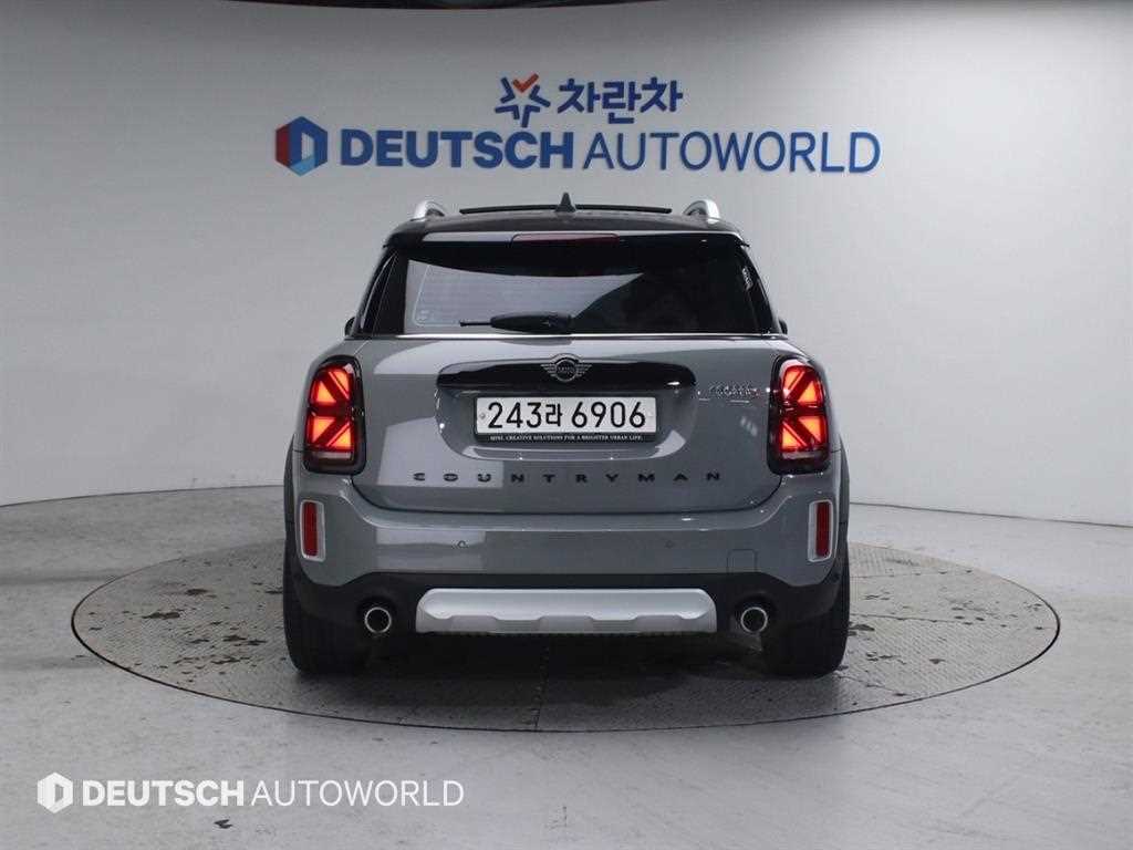 Mini Countryman - Vista 4