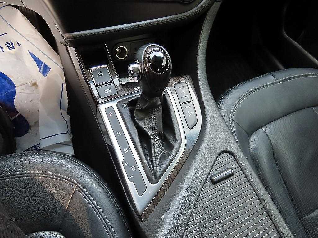 KIA K5 - Vista 12