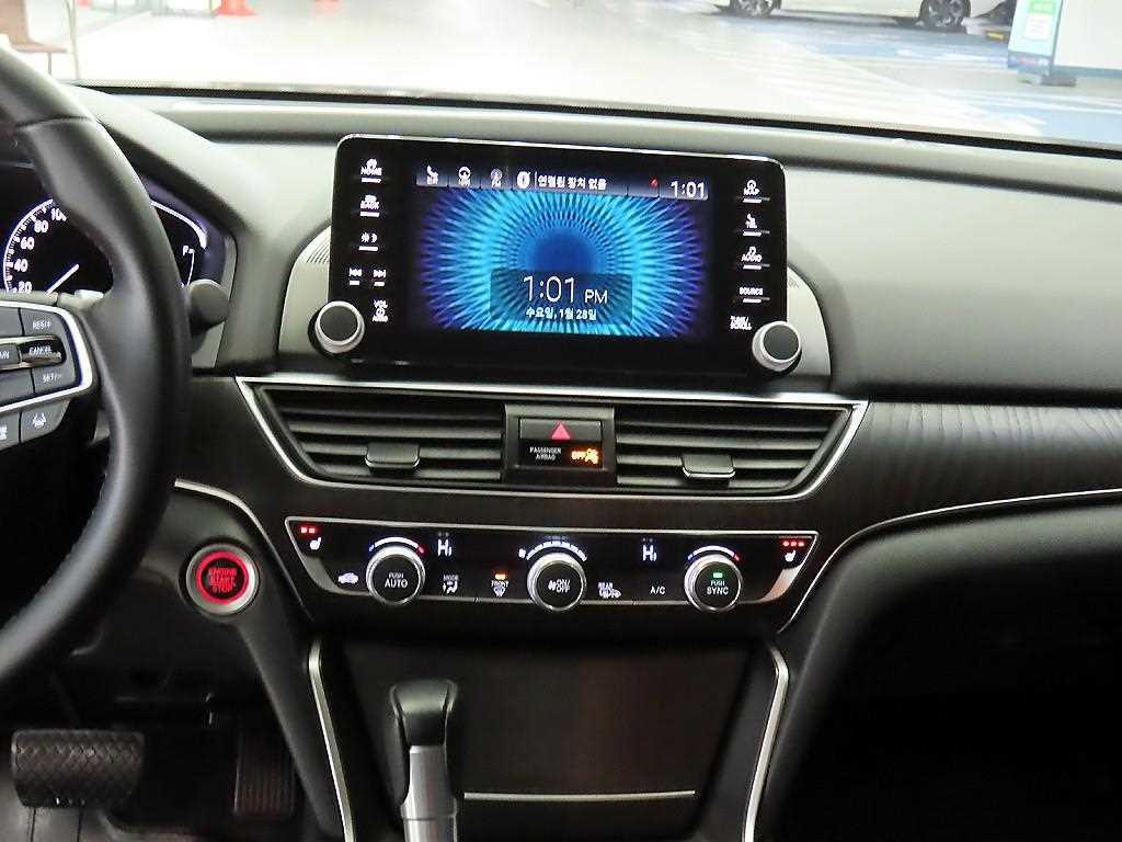 Honda Accord - Vista 11