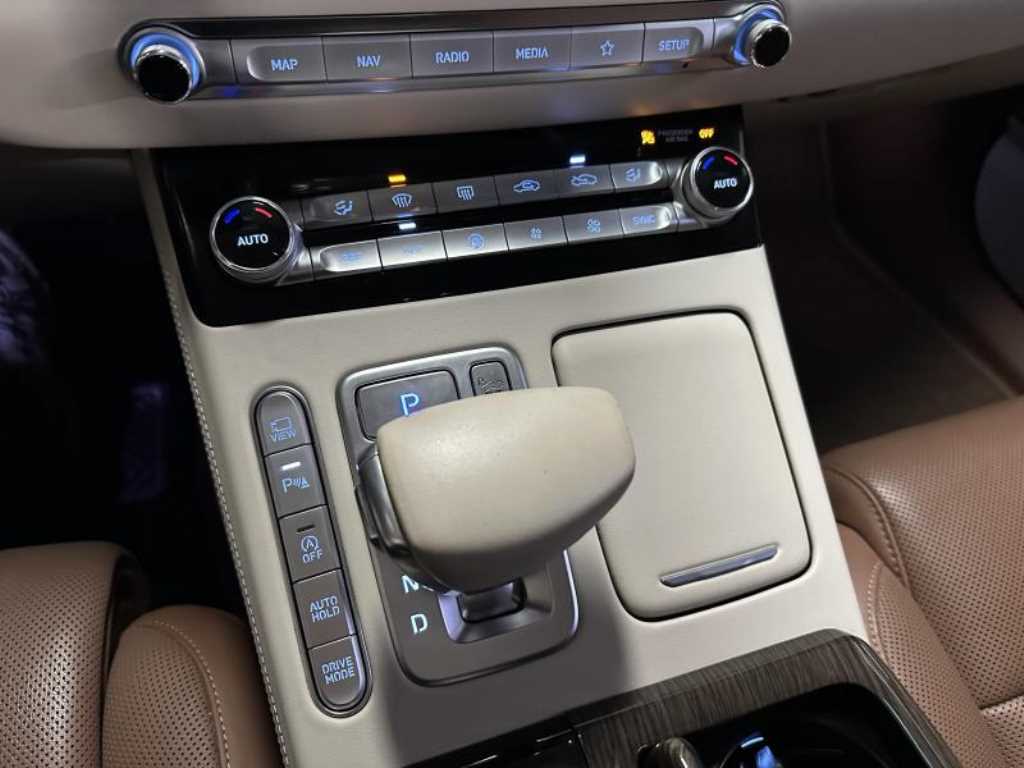 Genesis G90 2019 Negro - Importación desde Corea - HF Imports Iquique - Foto 13