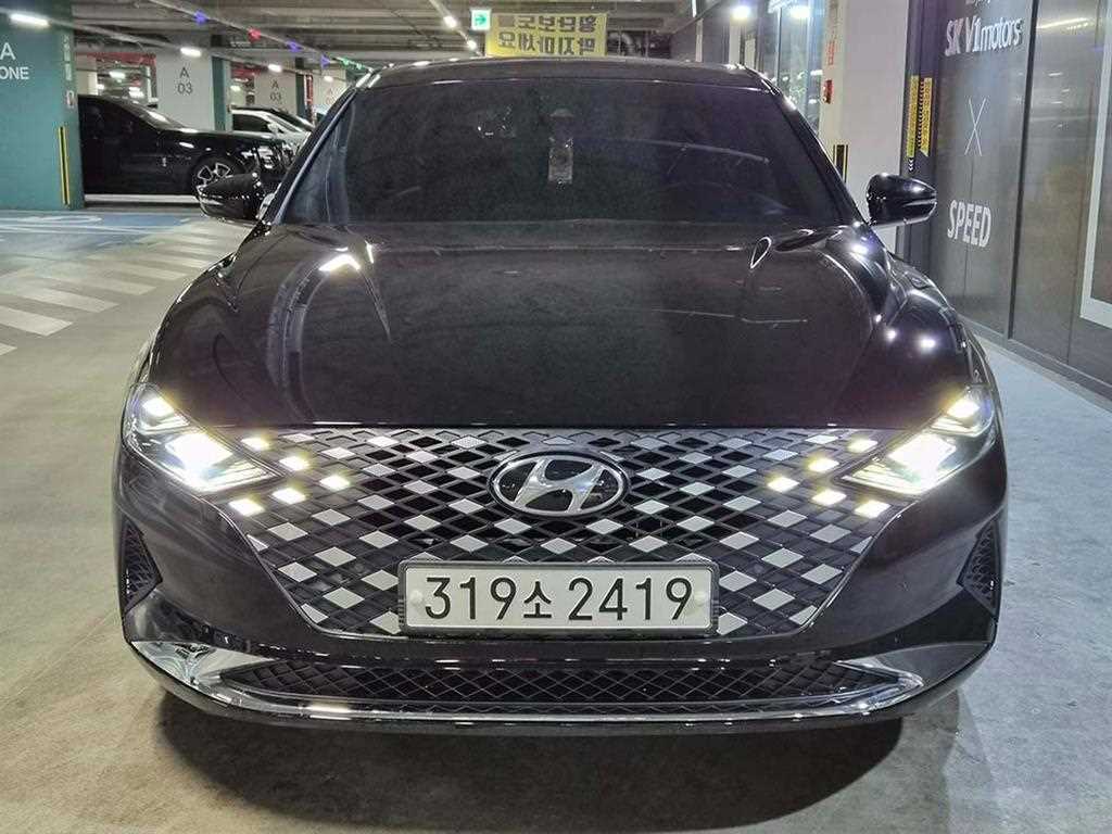 HYUNDAI Grandeur - Vista 2