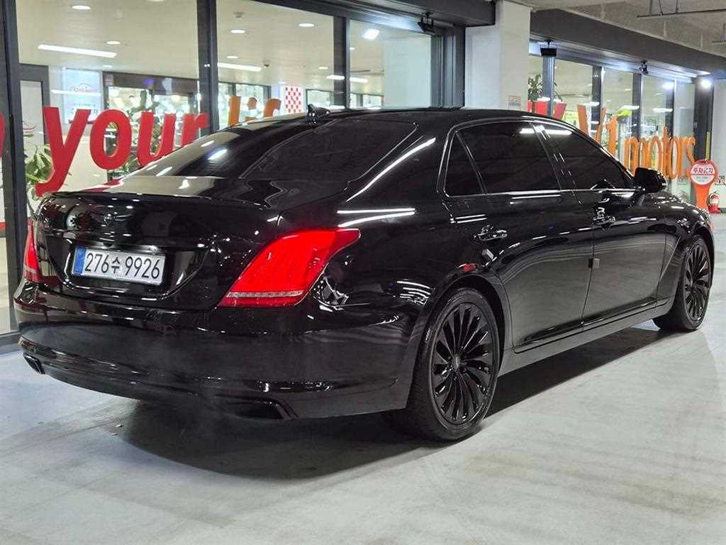 Genesis EQ900 - Vista 4