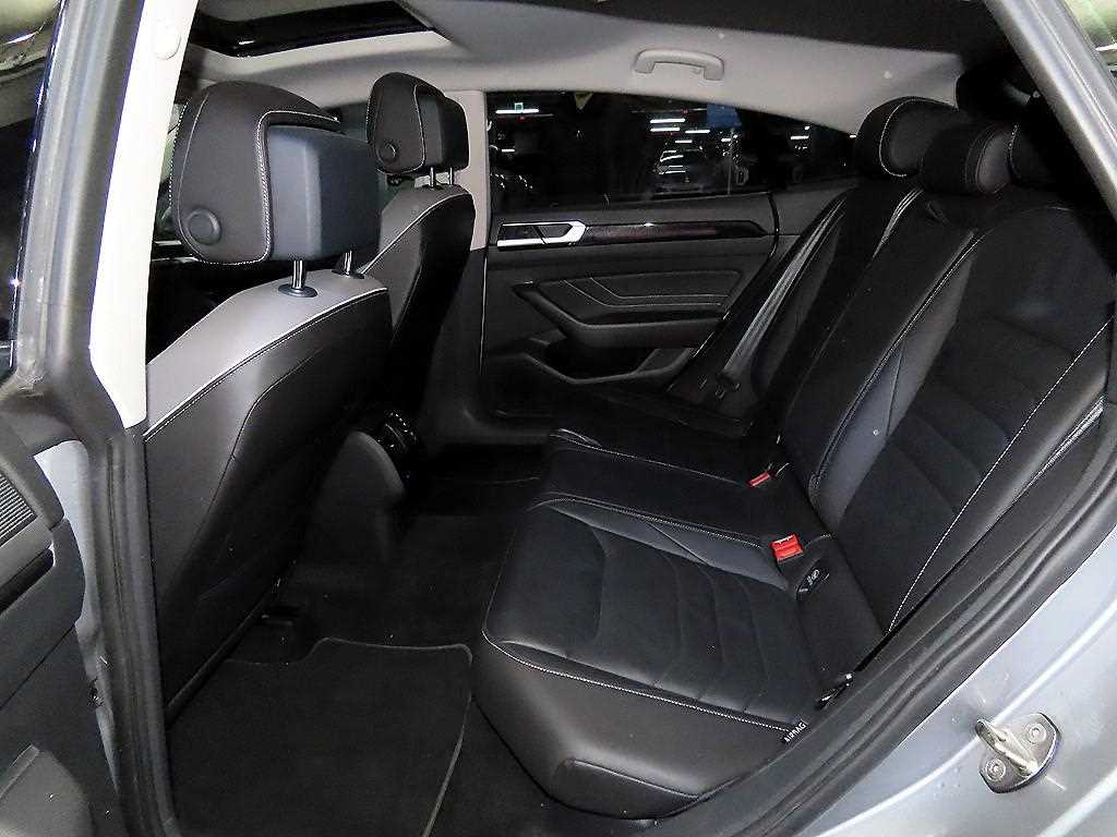 Volkswagen Arteon - Vista 7