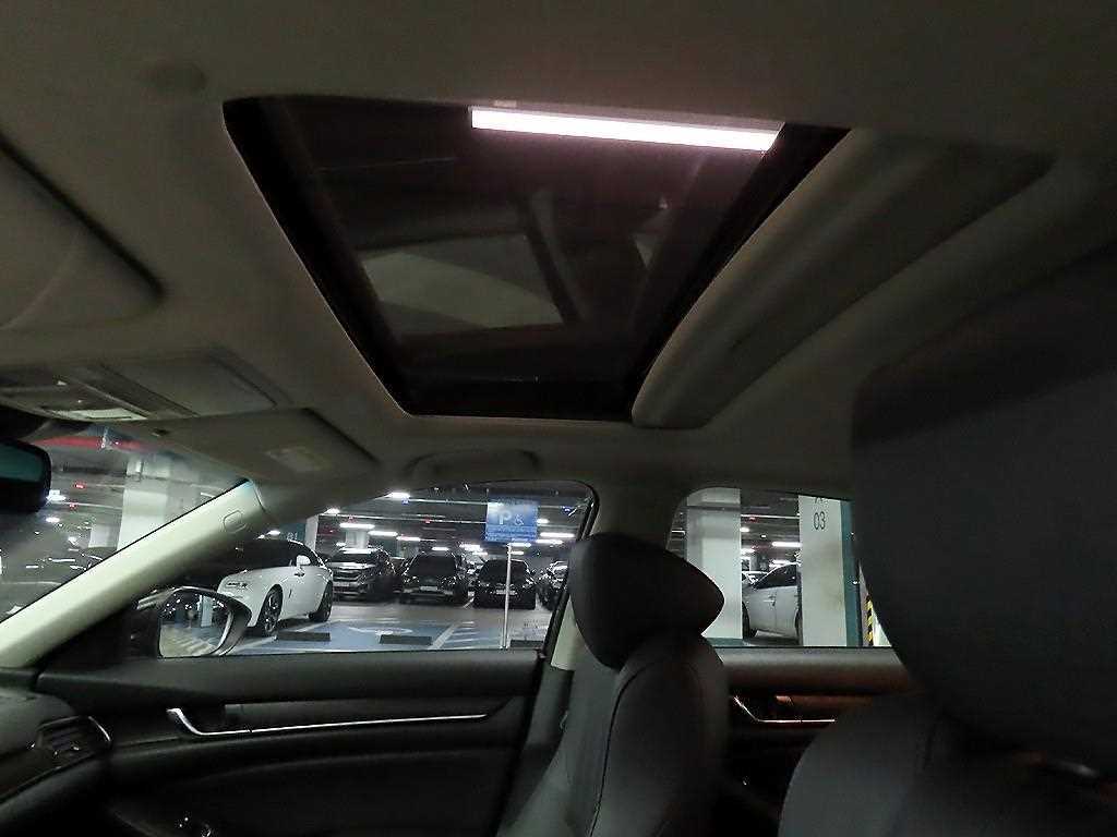 Honda Accord 2019 Negro - Importación desde Corea - HF Imports Iquique - Foto 17