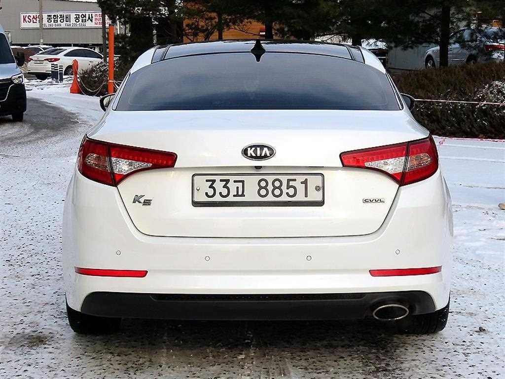 KIA K5 - Vista 6