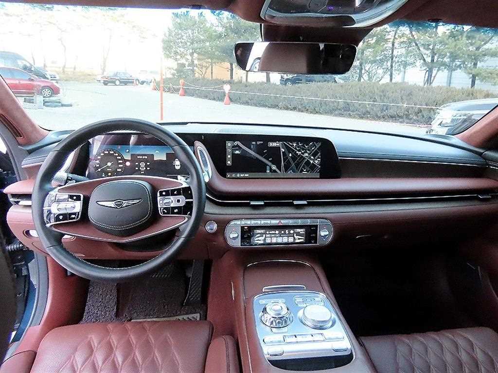 Genesis G90 - Vista 7