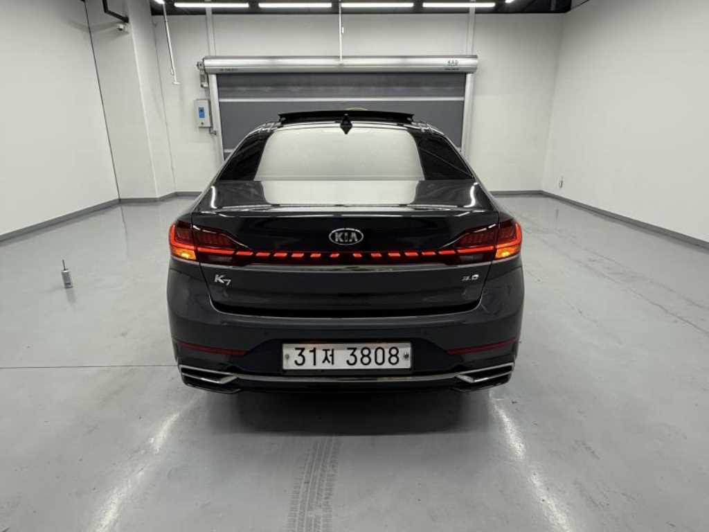 KIA K7 - Vista 6