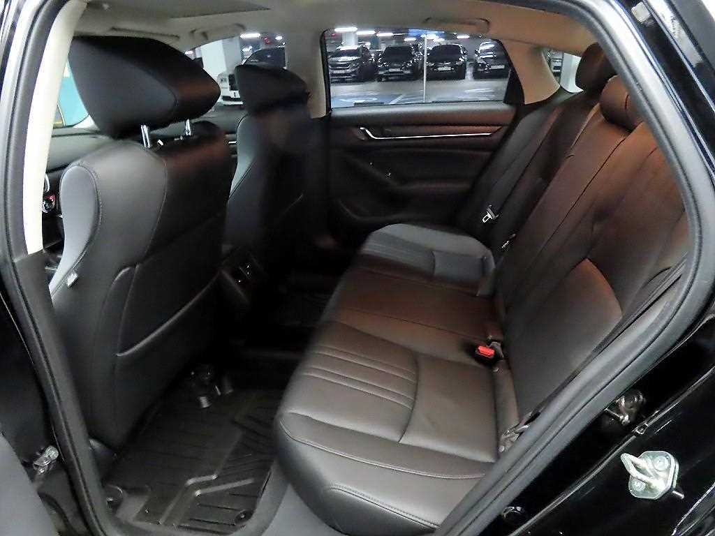 Honda Accord - Vista 7