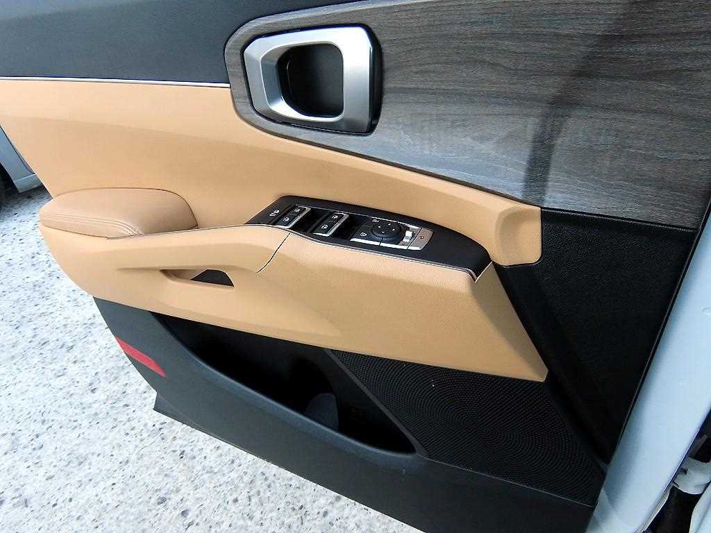 KIA Sorento - Vista 11