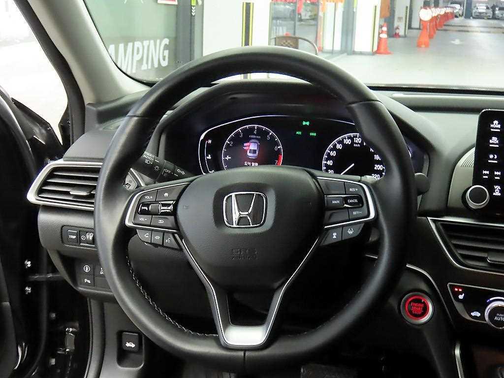 Honda Accord - Vista 8