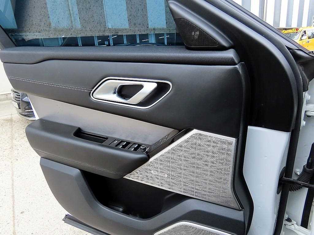 Land Rover Range Rover Bella - Vista 11