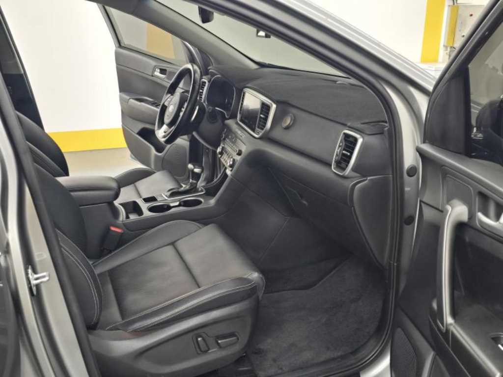 KIA Sportage - Vista 9