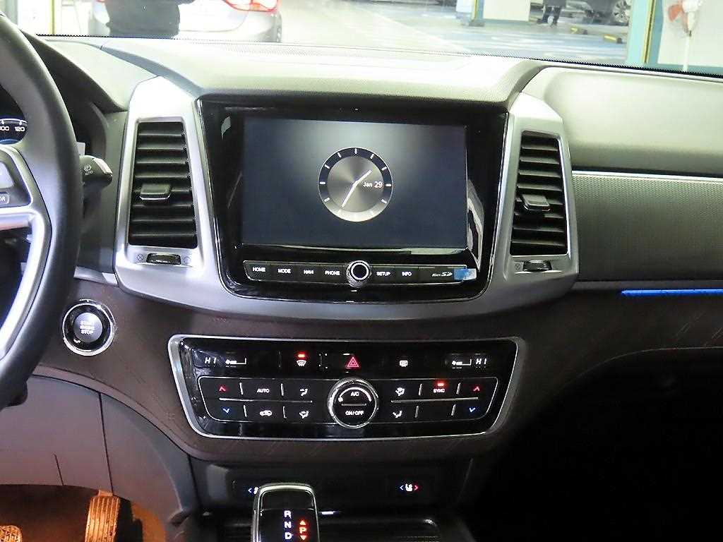 Ssangyong Rexton - Vista 11