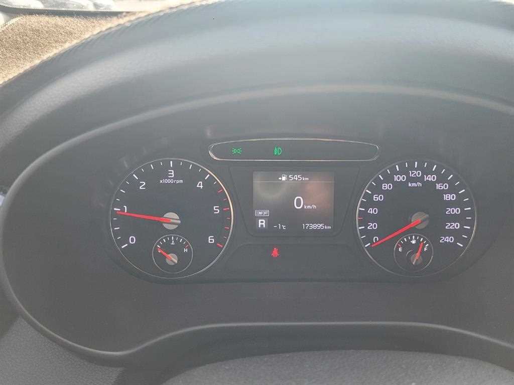 KIA Sorento 2018 Gris - Importación desde Corea - HF Imports Iquique - Foto 20