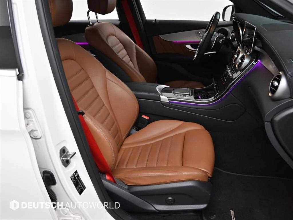 Mercedes Benz GLC Class - Vista 10