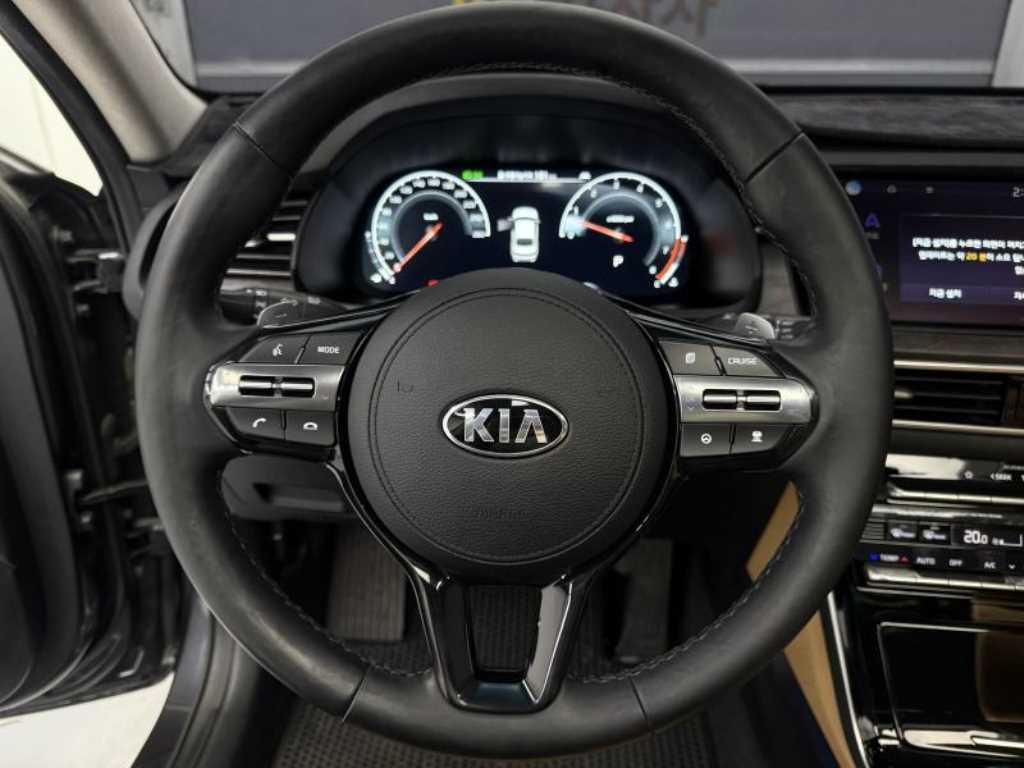 KIA K7 - Vista 12