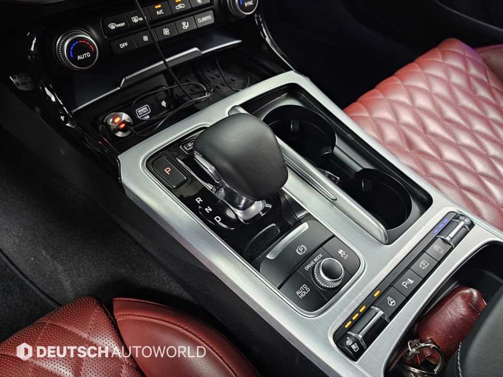 KIA Stinger - Vista 9