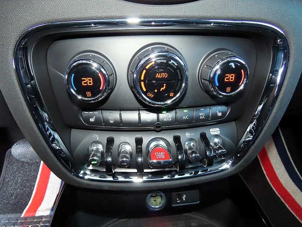 Mini Clubman 2023 Rojo - Importación desde Corea - HF Imports Iquique - Foto 14