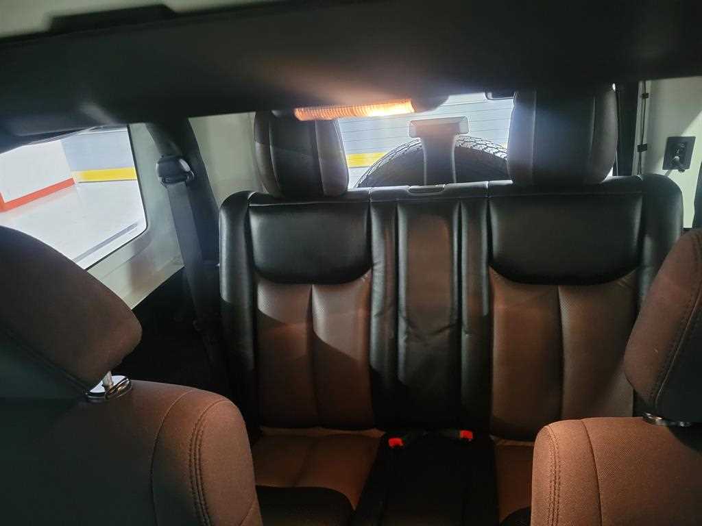 Jeep Wrangler - Vista 11