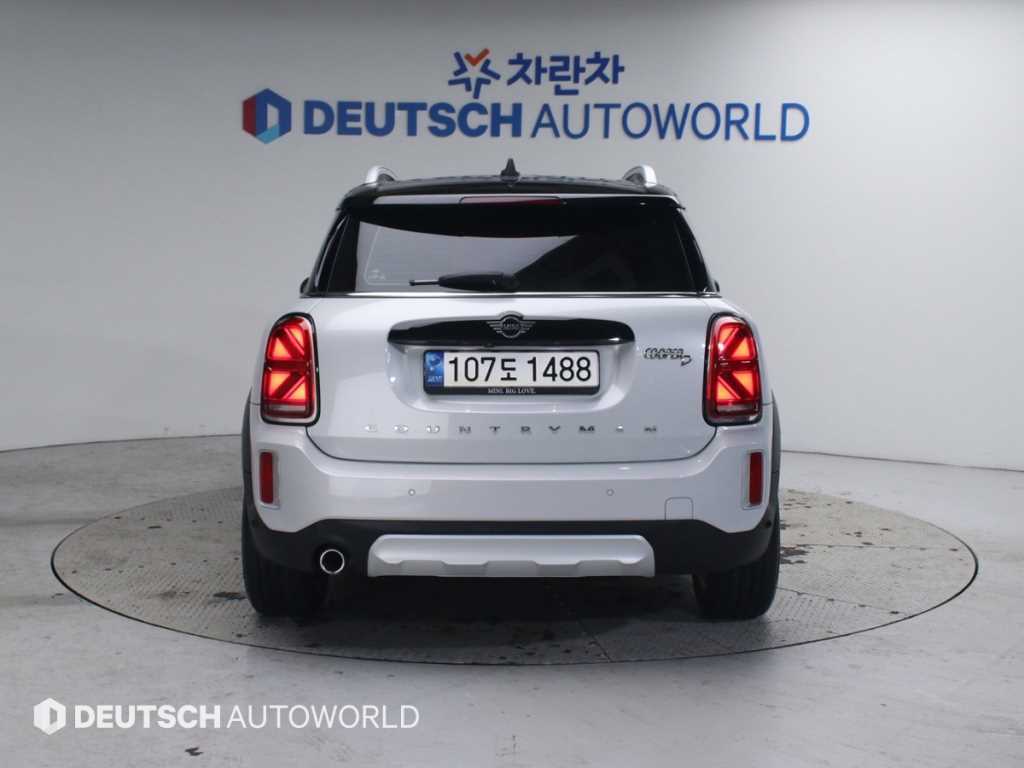 Mini Countryman - Vista 4