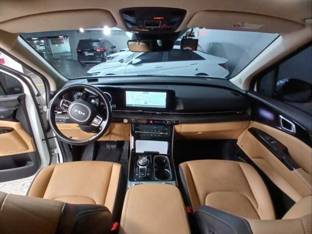 KIA Carnival - Vista 6