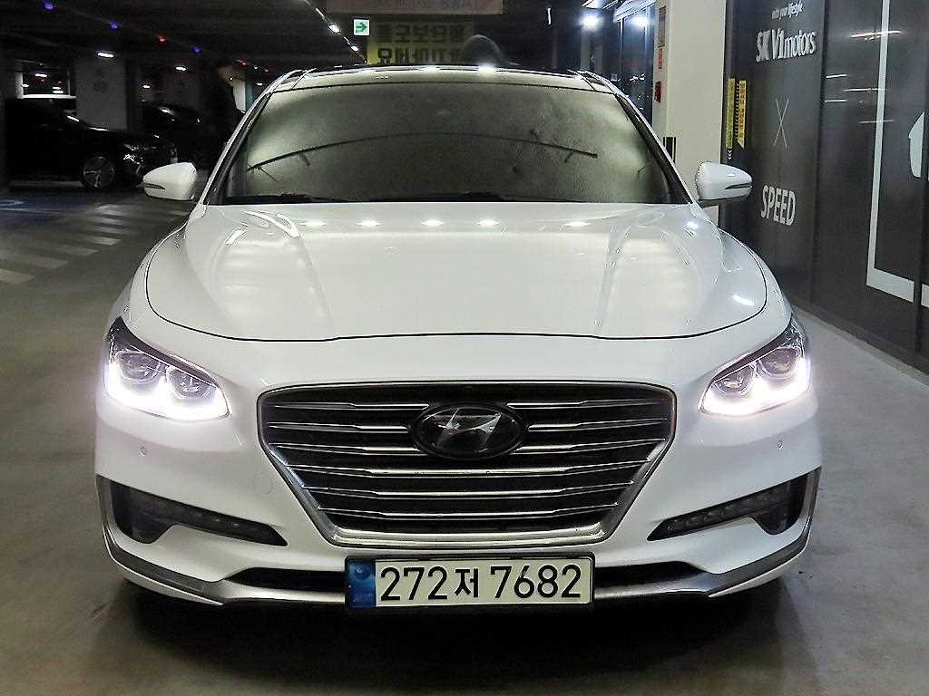 HYUNDAI Grandeur - Vista 2