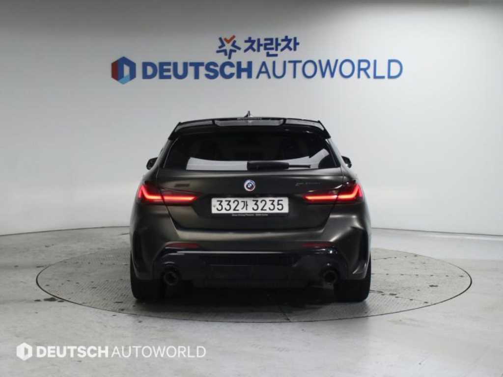 BMW 1 series - Vista 4