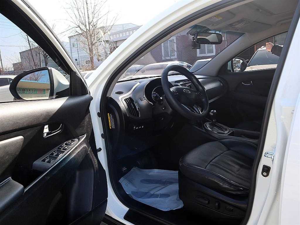 KIA Sportage - Vista 6