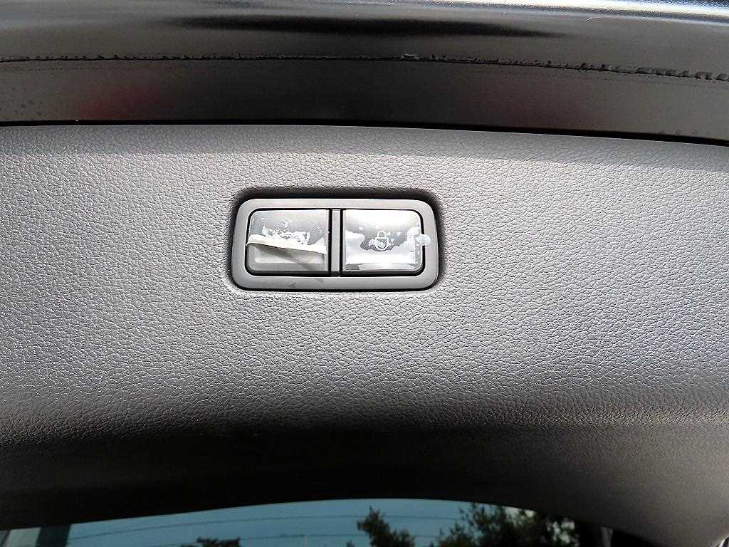 Genesis GV80 2025 Negro - Importación desde Corea - HF Imports Iquique - Foto 17