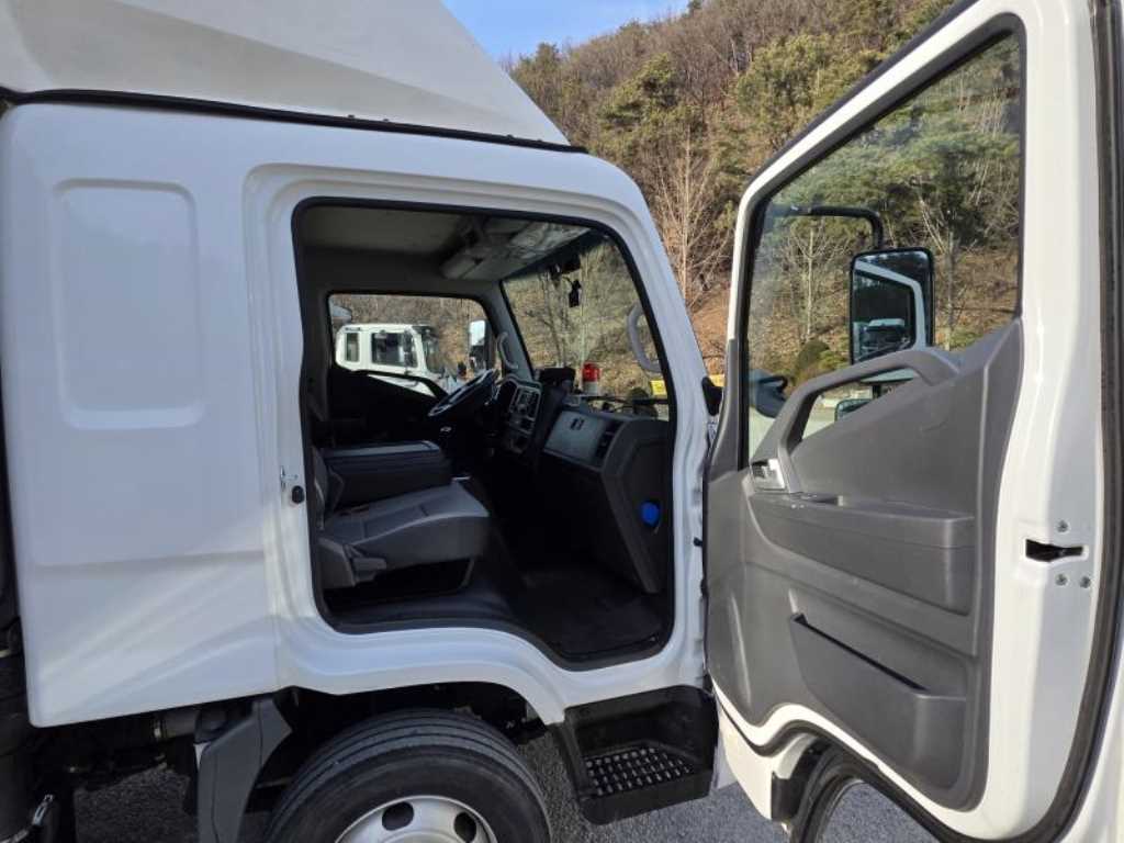 medium and large cargo truck 2019 Blanco - Importación desde Corea - HF Imports Iquique - Foto 13