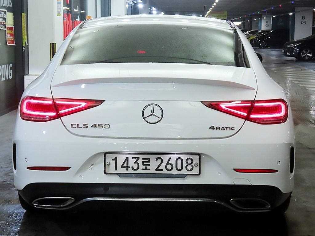 Mercedes Benz CLS Class - Vista 5