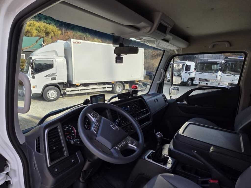 medium and large cargo truck 2019 Blanco - Importación desde Corea - HF Imports Iquique - Foto 16