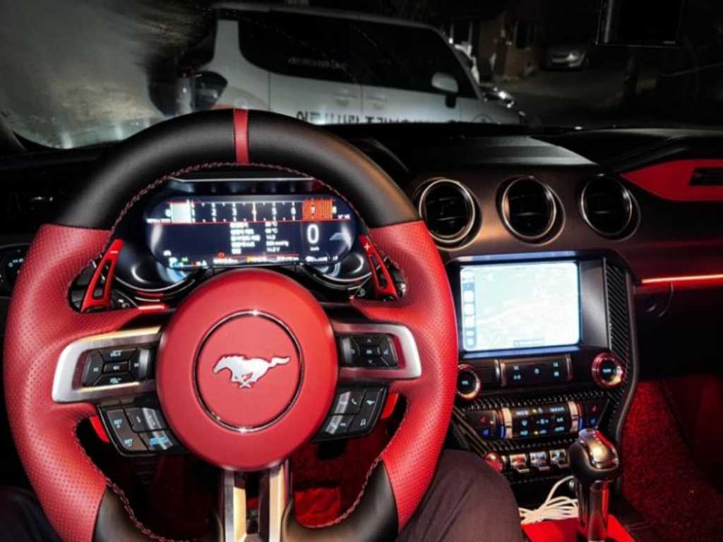 Ford Mustang - Vista 5