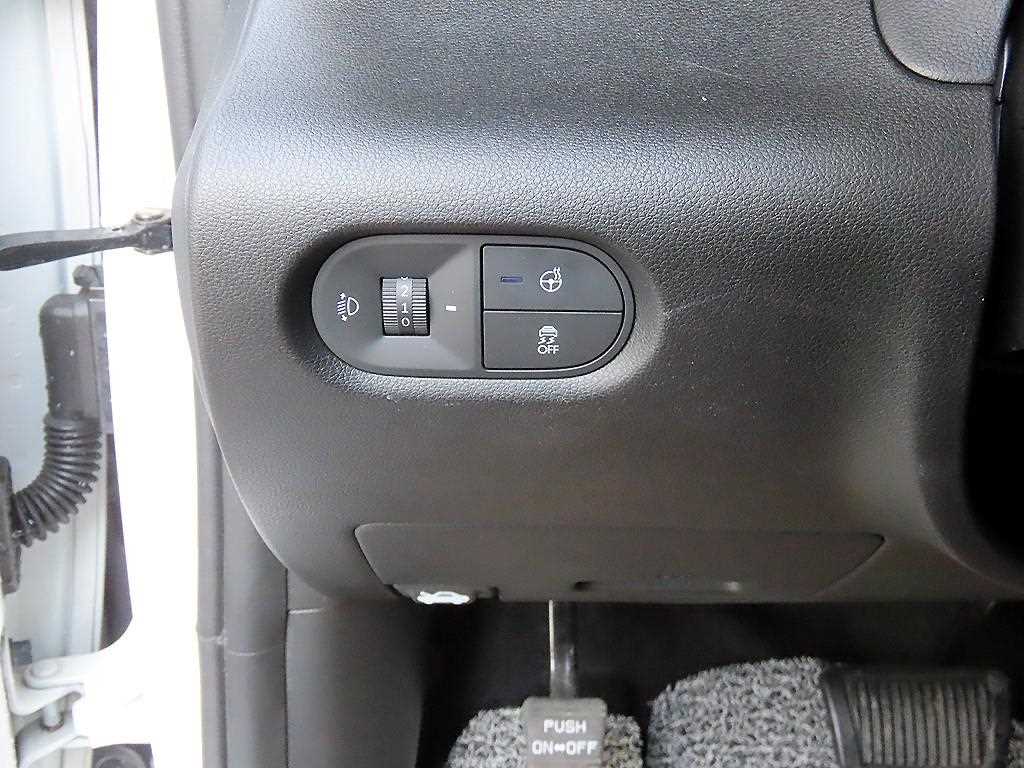 HYUNDAI Casper - Vista 12