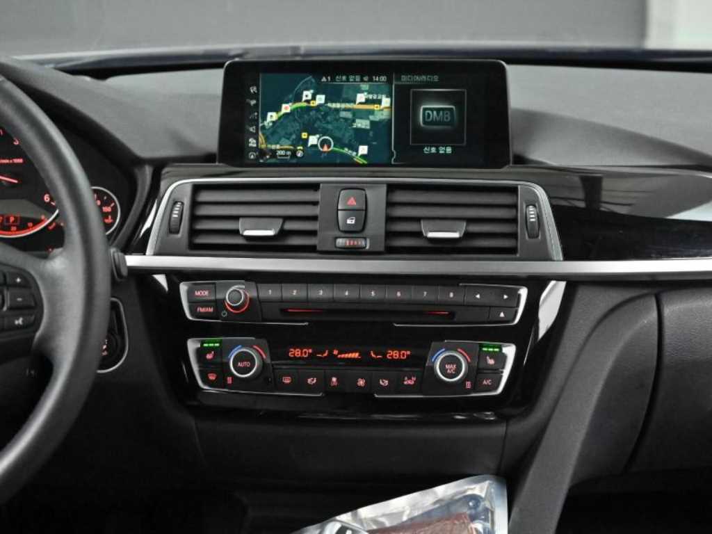 BMW 3 series 2017 Azul - Importación desde Corea - HF Imports Iquique - Foto 14