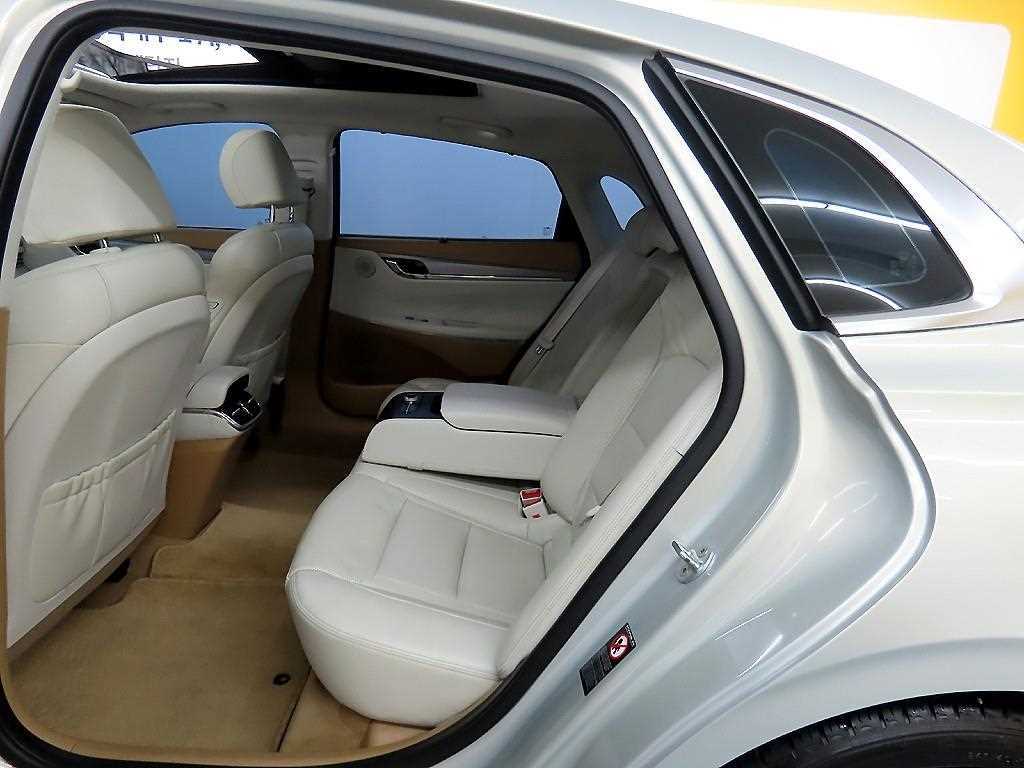 HYUNDAI Grandeur - Vista 6