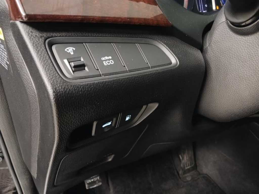 HYUNDAI Grandeur - Vista 12