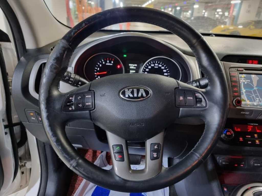 KIA Sportage - Vista 9